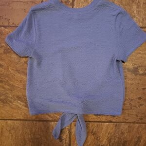 Elegant Blue Textured Women's Short Sleeve Top